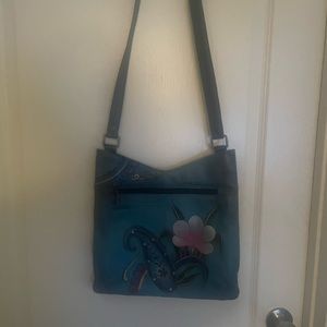 Anna by Anuschka women V Top Large Crossbody- 8312